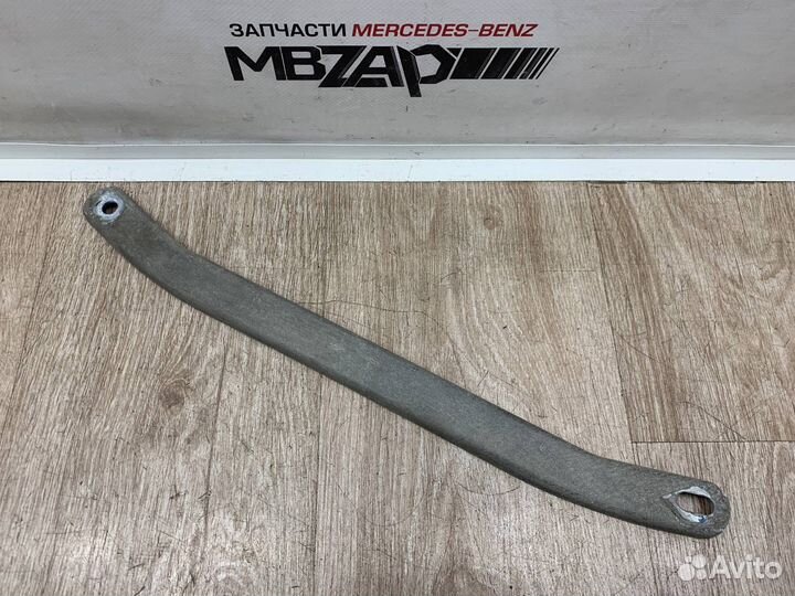 Распорка переднего моста Mercedes X204 GLK 204