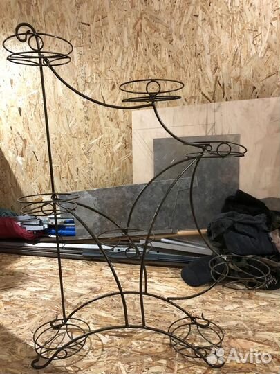 Подставка для цветов на подоконник