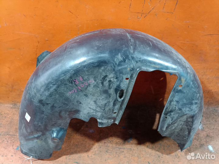 Подкрылок Dodge Magnum задний правый