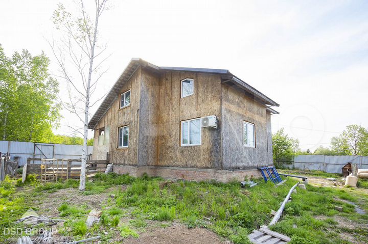 Коттедж 165 м² на участке 10 сот.