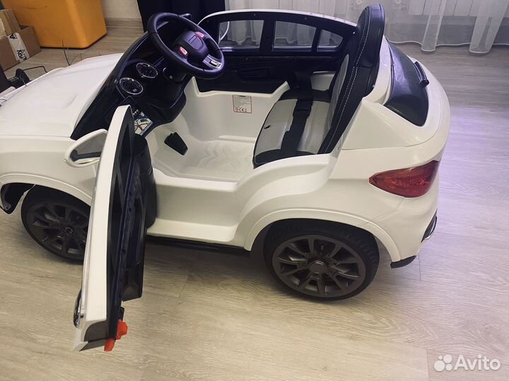Детский электромобиль