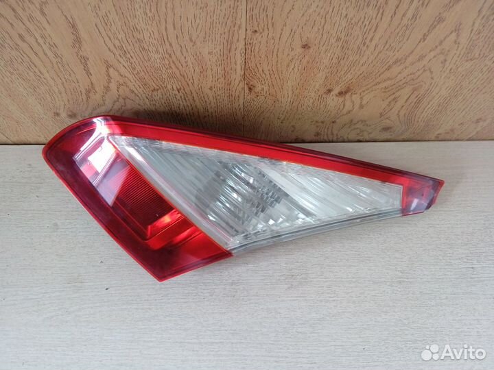 Фонарь задний правый Renault Megane 3