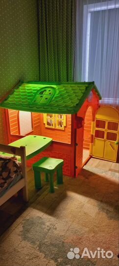 Детский игровой пластиковый домик