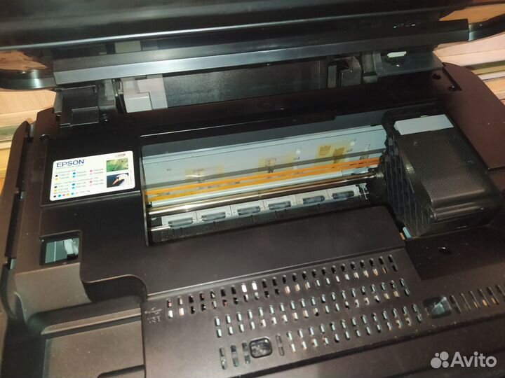 Мфу сканер и цветной принтер Epson tx650