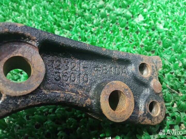 Кронштейн крепления двигателя Toyota venza