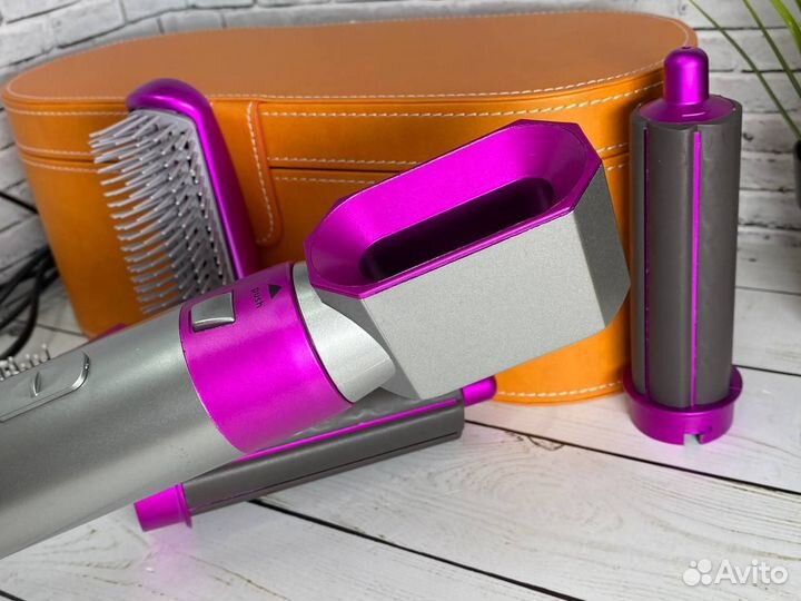 Продаётся Стайлер Dyson