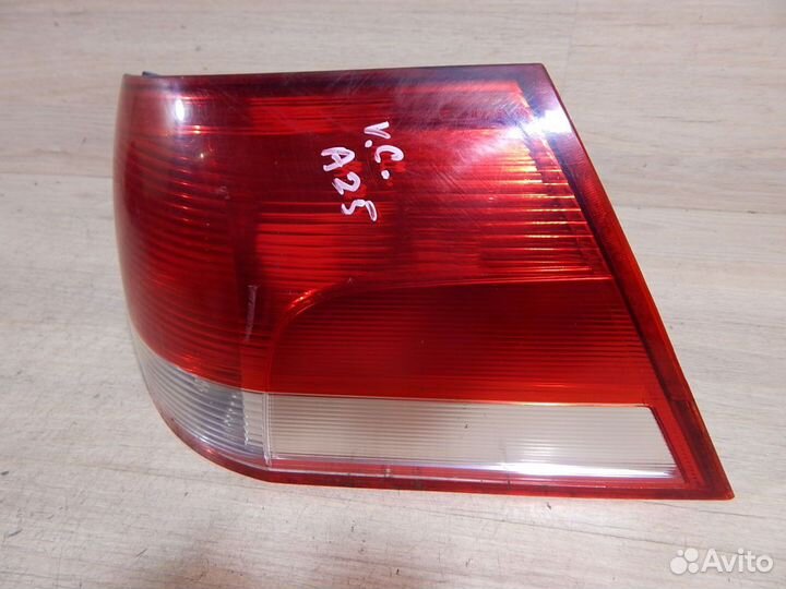 Фонарь задний правый Opel Vectra C универсал