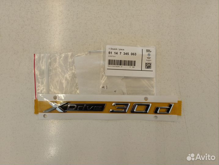 Эмблема BMW X5 F15, X6 F16 51147345063