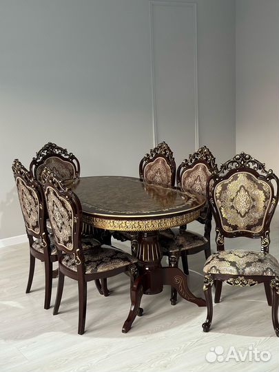 Комплект стол и стулья. В наличии