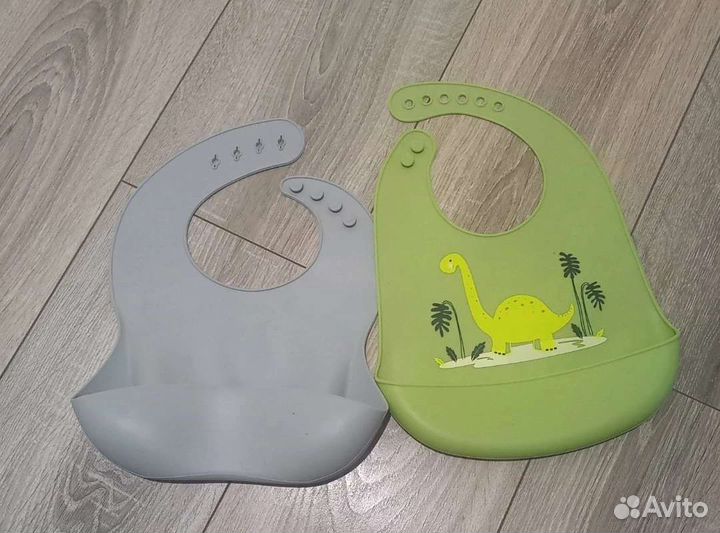 Нагрудник для кормления