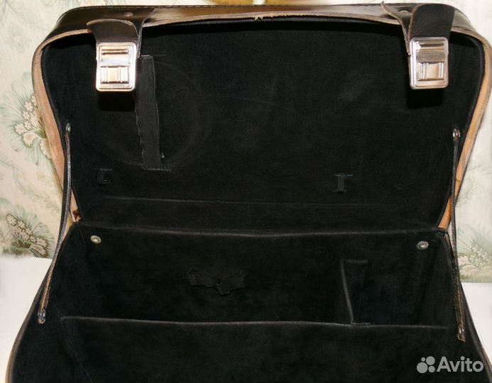 Кожаные кофры от кинокамеры Красногорск 3, СССР