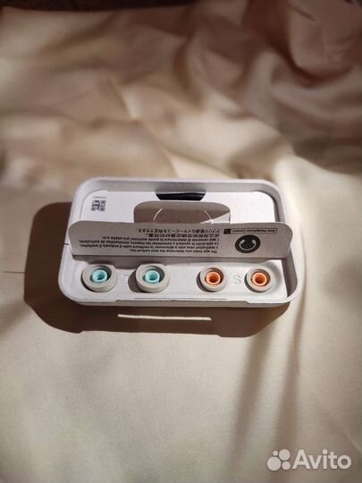 Беспроводные наушники Sony