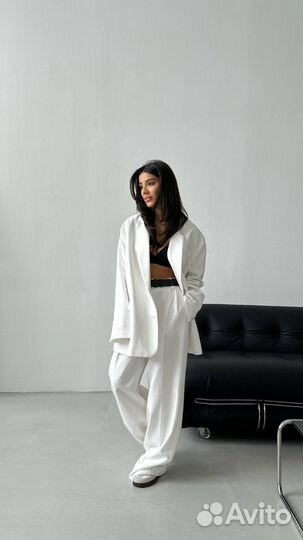 Брюки палаццо белые