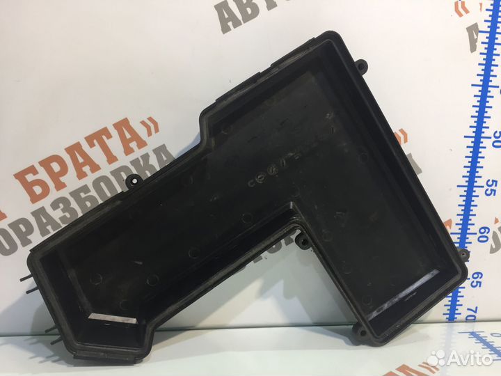 Лендровер Фрилендер Крышка блока предохранителей