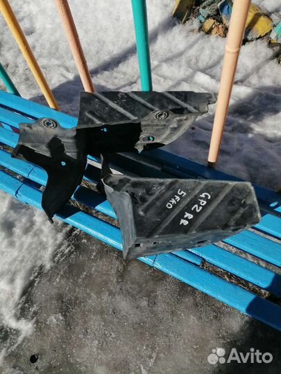 Подкрылки на Honda fit shuttle