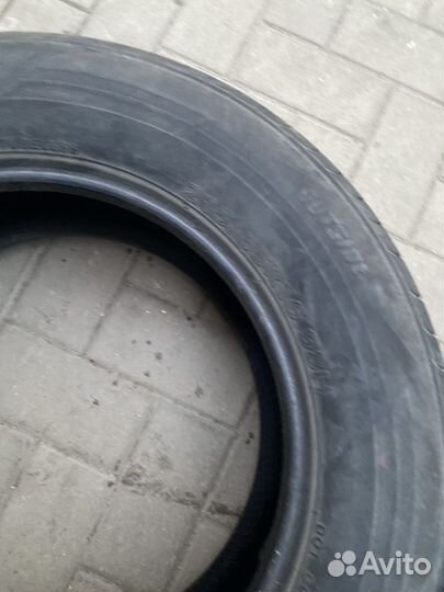 Kumho Ecowing ES01 KH27 215/65 R16