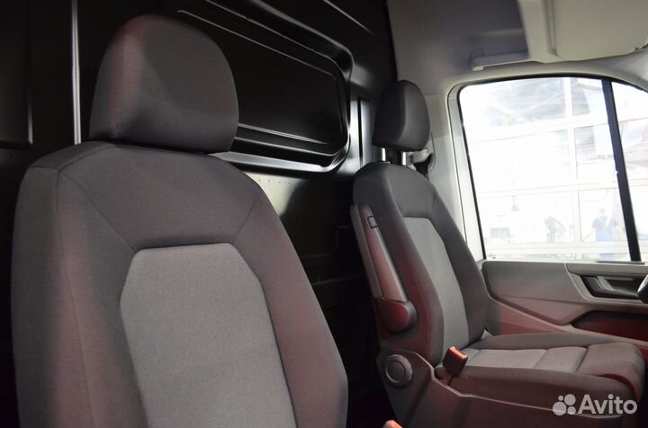 Volkswagen Crafter цельнометаллический, 2024