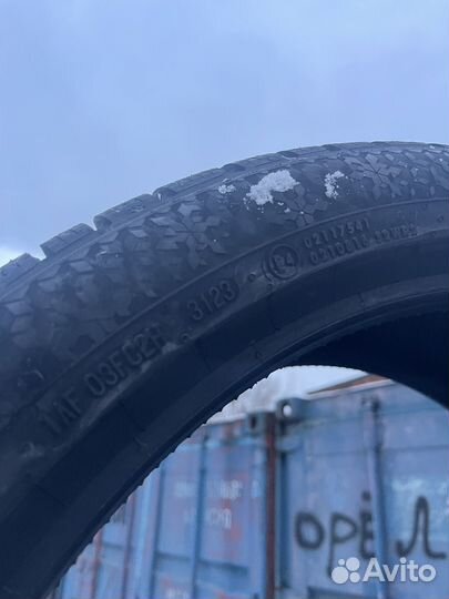 Continental ContiWinterContact TS 870 255/45 R20 и 285/40 R20