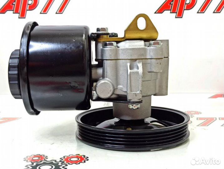 Насос гидроусилителя Nissan VG30