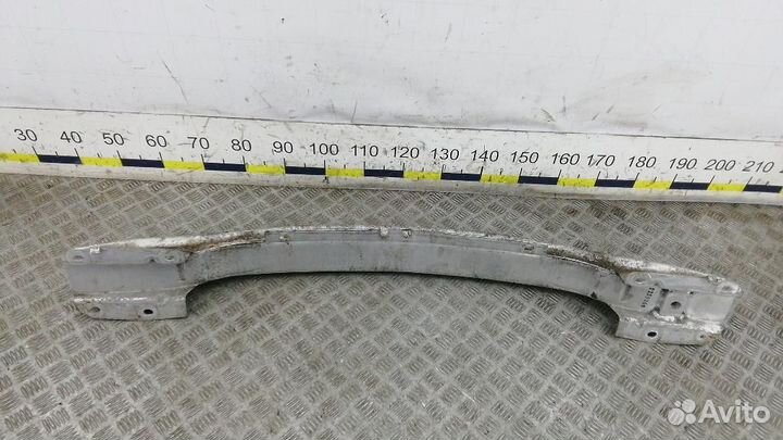 Усилитель переднего бампера Renault Laguna