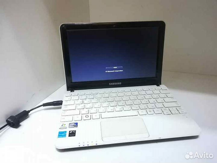 Нетбук Samsung NC110