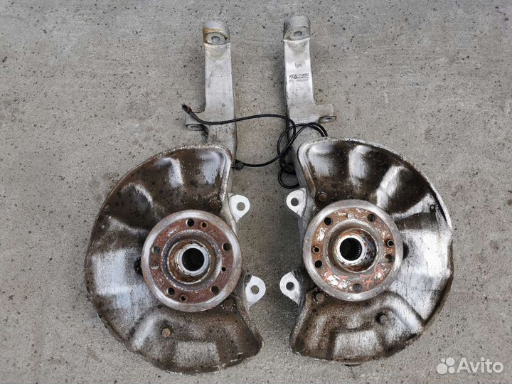 Кулак поворотный, ступица 166 GL GLE GLS Мерседес