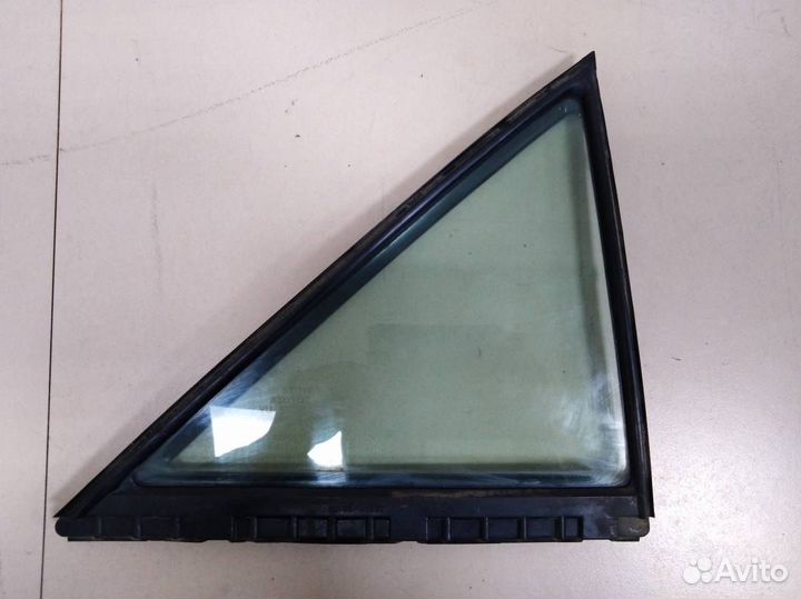 Стекло двери задней правой форточка Toyota Camry X