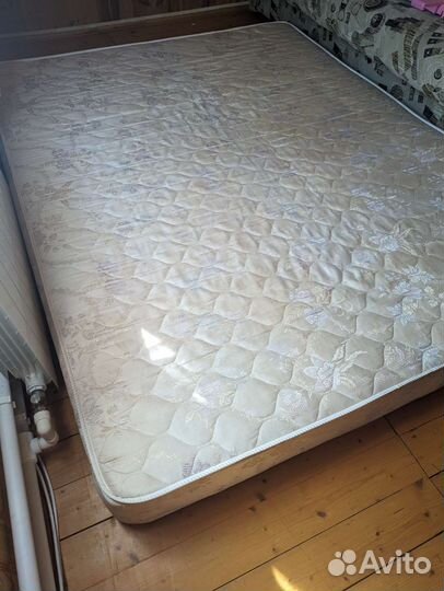 Матрас 160х200 бу