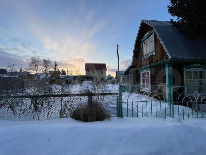 Дача 72 м² на участке 4,2 сот.