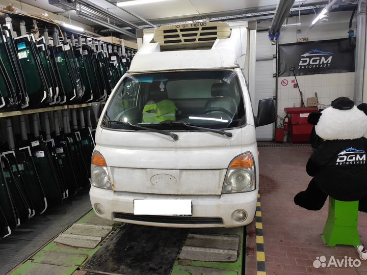 Лобовое стекло Hyundai Porter 2