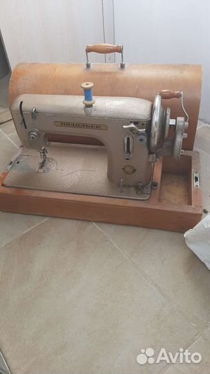 Швейная машина Подольск