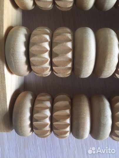 Массажер ног деревянный