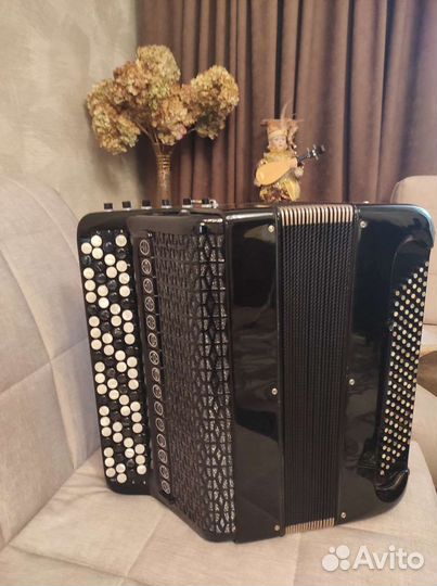 Баян Юпитер,с гарантией Мастер Востриков