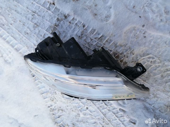 Фара Правая Джили Атлас Geely atlas 2018