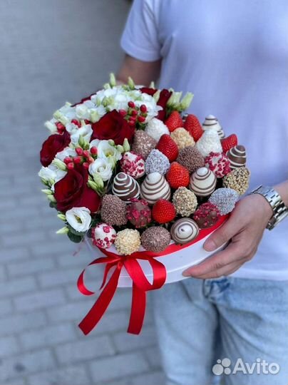 Клубника в шоколаде, Букеты с клубникой