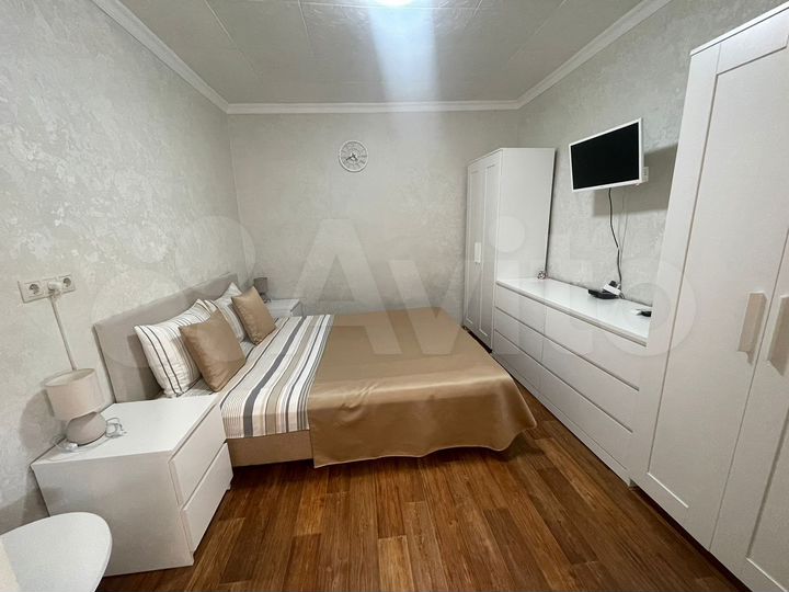 Дом 15 м² на участке 1,6 сот.