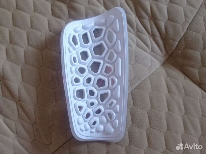 Щитки футбольные nike mercurial