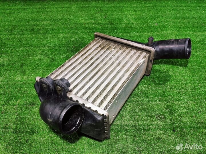 Интеркулер турбины правый Audi a6 C5 2.7