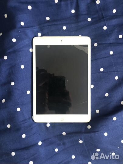 iPad mini 2 retina (32 гб,sim)