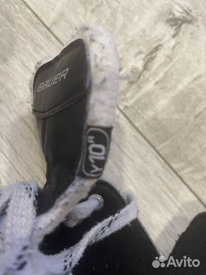 Коньки хоккейные