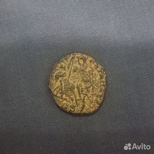 Монета древнего Рима