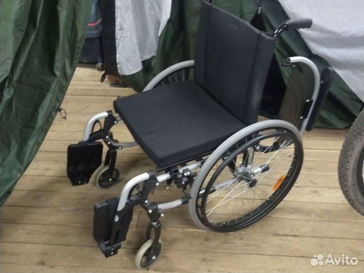 Инвалидная коляска