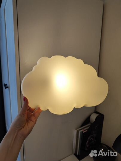 Продам светильник Икеа