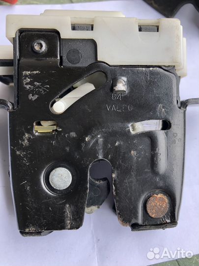 Запчасти для renault