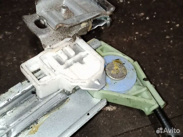 Трапеция стеклоподъемника правая Ваз Калина