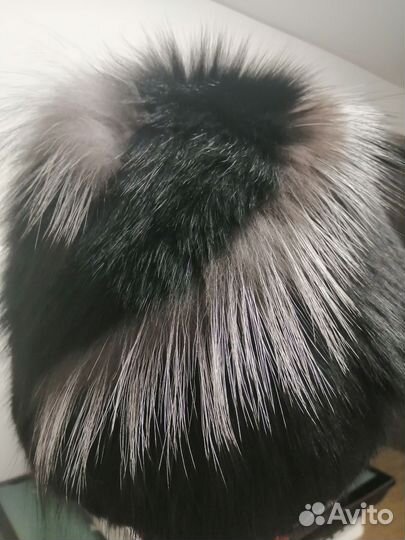 Зимняя шапка женская новая