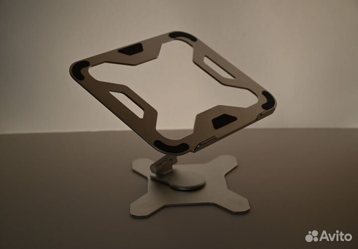 Поворотная подставка под ноутбук / iPad