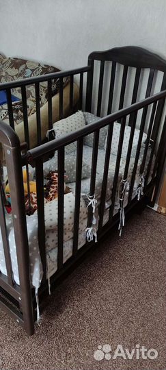 Детская кроватка
