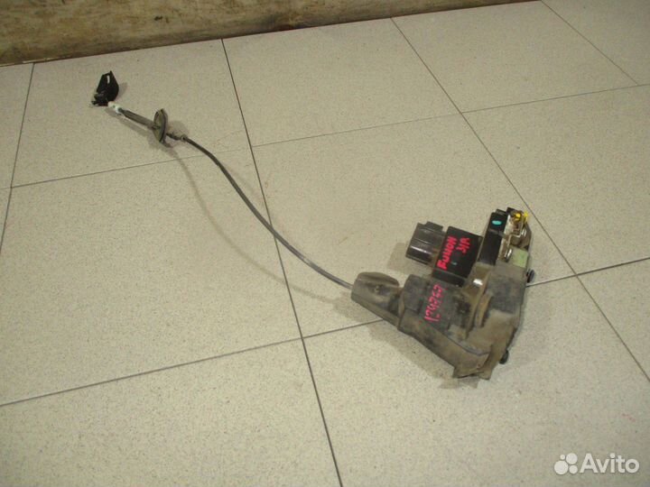 Замок двери задней правой Ford Fusion