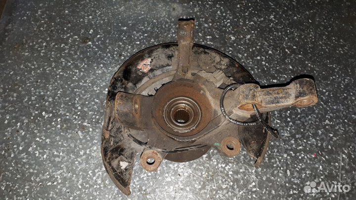 Кулак поворотный передний левый Geely Mk LG1